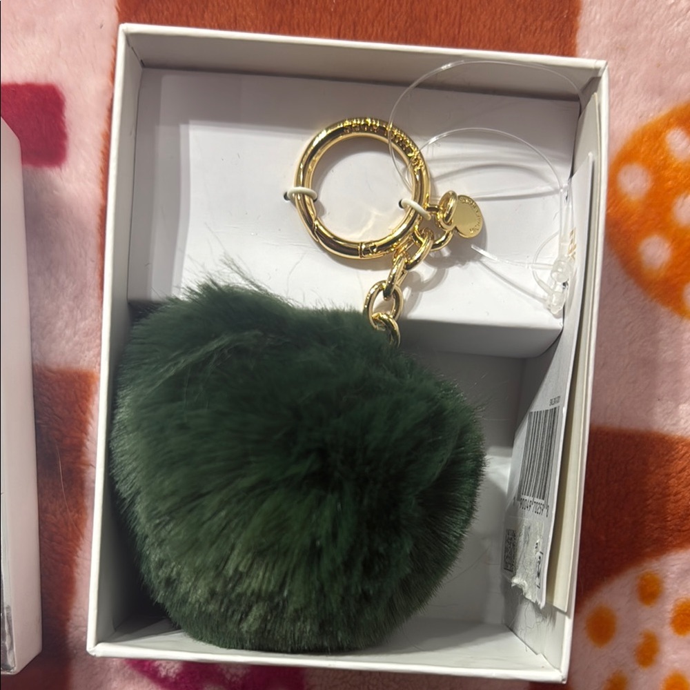 Michael Kors key chain puff green - Picture 2 of 2